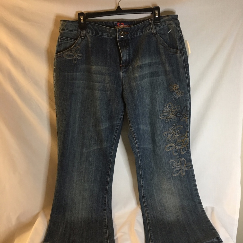 NWT WAH Jeans Women's Jeans Stretch Denim Blue Size 16W